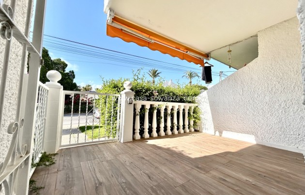 Resale - Apartment / flat - Orihuela - Villamartin