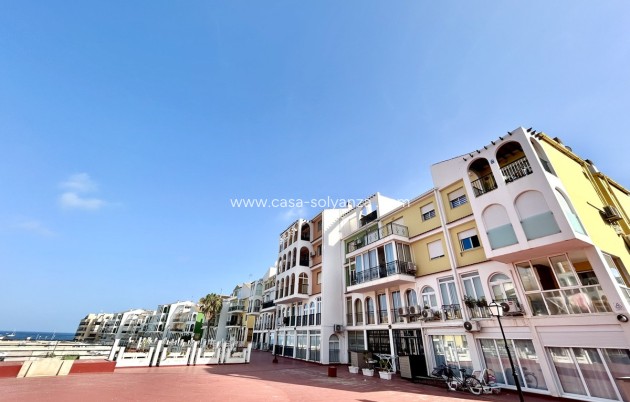 Wiederverkauf - Wohnung - Torrevieja - Torrevieja Centro