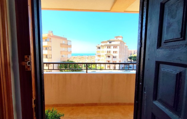 Resale - Apartment / flat - Torrevieja - Torrevieja Centro