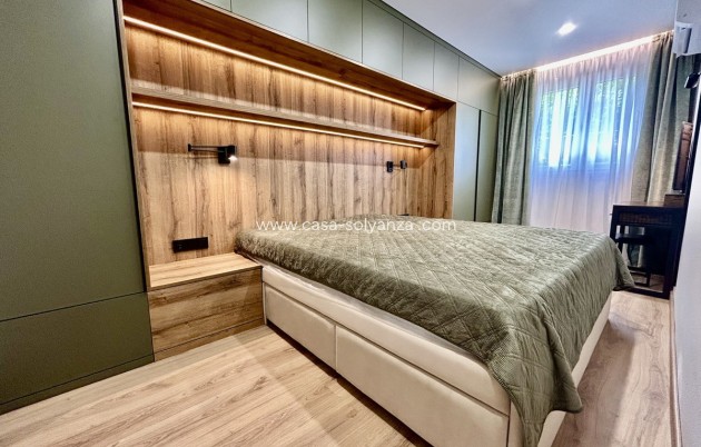 Revente - Appartement - Torrevieja - Torrevieja Centro