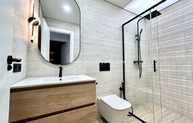 Revente - Appartement - Torrevieja - Torrevieja Centro