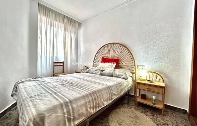 Resale - Apartment / flat - Orihuela - Punta Prima