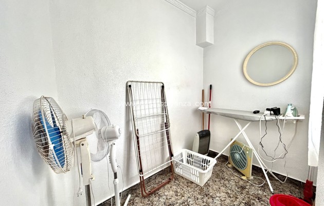 Resale - Apartment / flat - Orihuela - Punta Prima