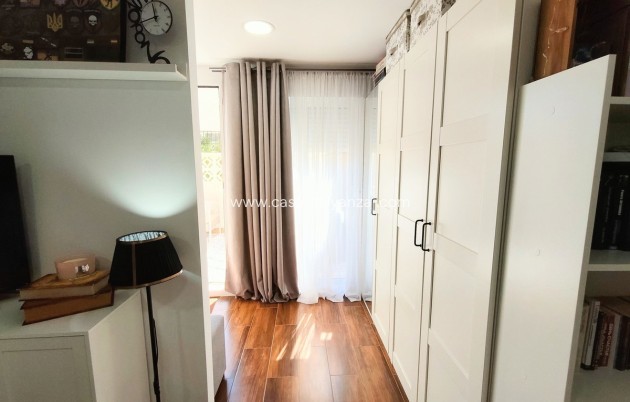 Resale - Townhouse - Torrevieja - Torrevieja Centro