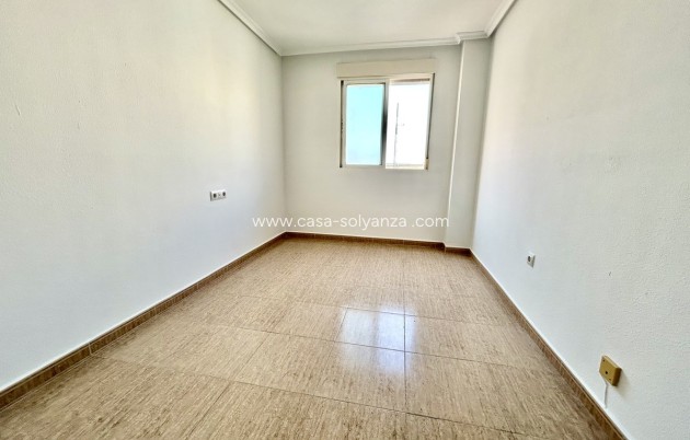 Wiederverkauf - Wohnung - Torrevieja - Torrevieja Centro