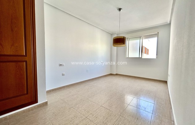 Wiederverkauf - Wohnung - Torrevieja - Torrevieja Centro