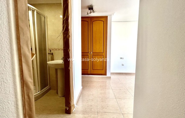 Wiederverkauf - Wohnung - Torrevieja - Torrevieja Centro