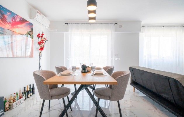 Resale - Apartment / flat - Orihuela - Punta Prima