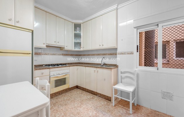 Reventa - Apartamento / piso - Torrevieja - Torrevieja Centro