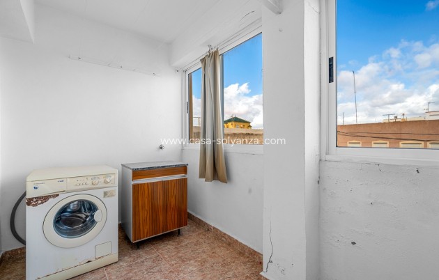 Reventa - Apartamento / piso - Torrevieja - Torrevieja Centro