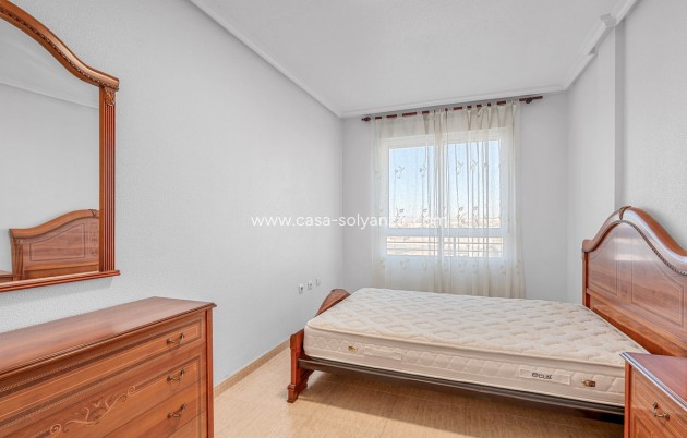 Resale - Apartment / flat - Torrevieja - Torrevieja Centro