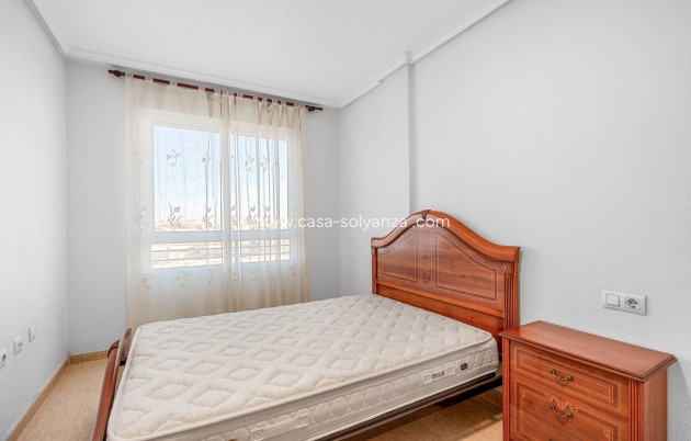 Resale - Apartment / flat - Torrevieja - Torrevieja Centro