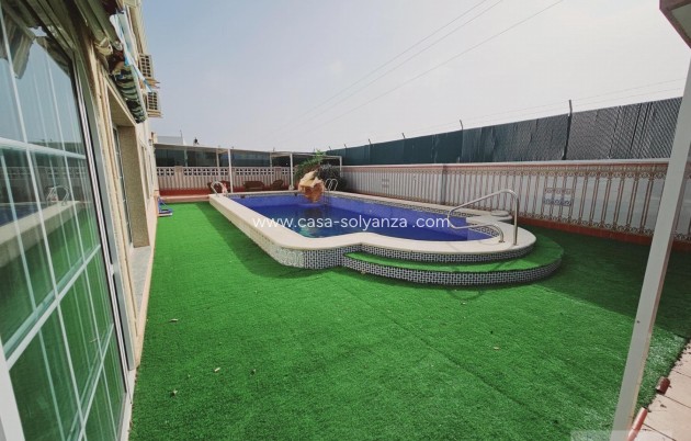 Resale - Villa - Torrevieja - La Siesta