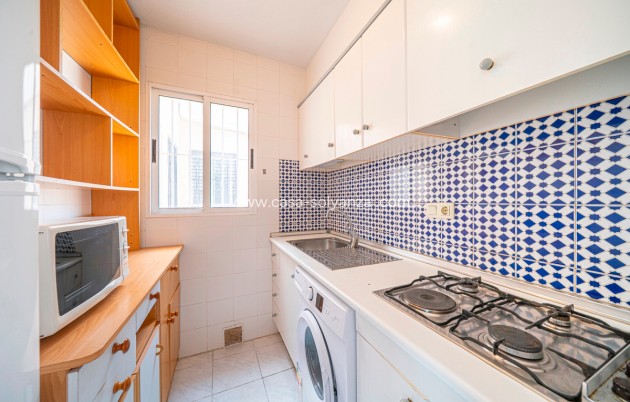 Resale - Apartment / flat - Torrevieja - Torrevieja Centro