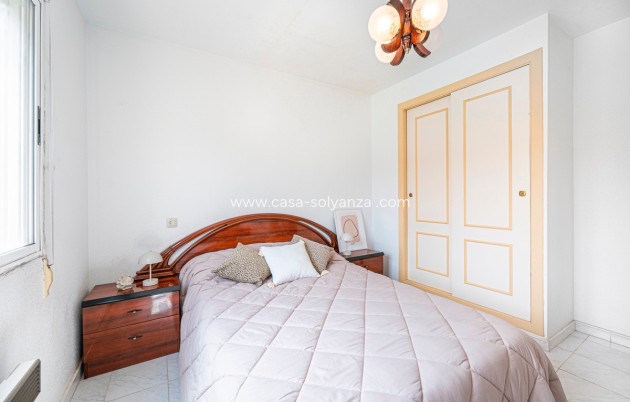 Resale - Apartment / flat - Torrevieja - Torrevieja Centro
