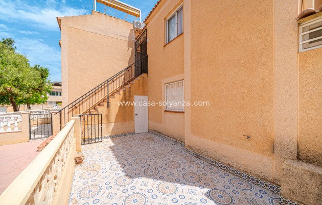 Resale - Apartment / flat - Torrevieja - Torrevieja Centro