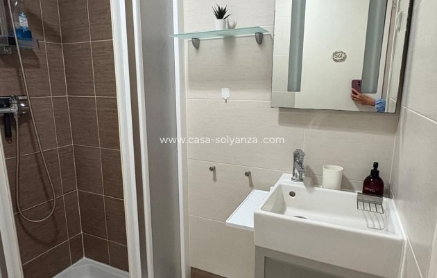 Resale - Apartment / flat - Torrevieja - Torrevieja Centro