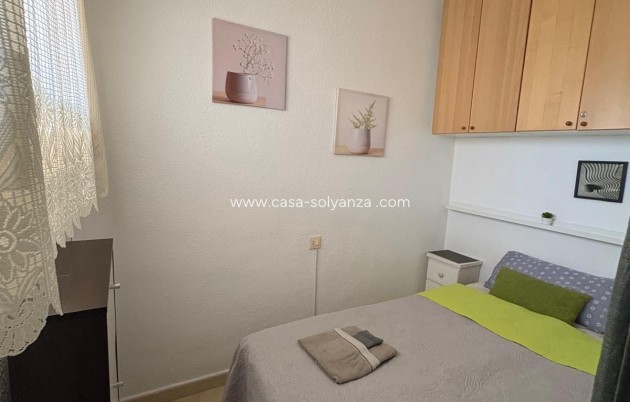 Resale - Apartment / flat - Torrevieja - Torrevieja Centro