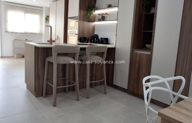Reventa - Apartamento / piso - Torrevieja - Torrevieja Centro