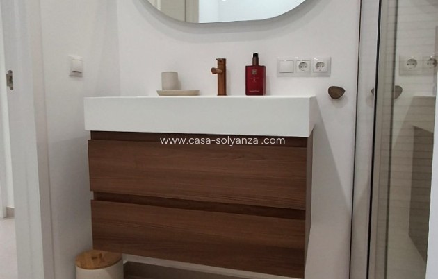 Reventa - Apartamento / piso - Torrevieja - Torrevieja Centro
