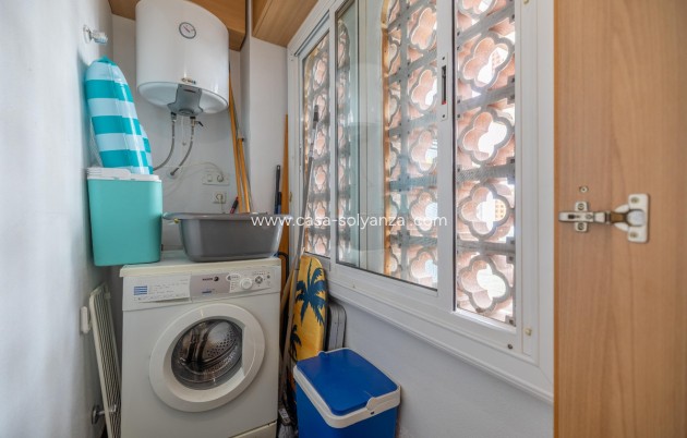 Resale - Apartment / flat - Torrevieja - Torrevieja Centro