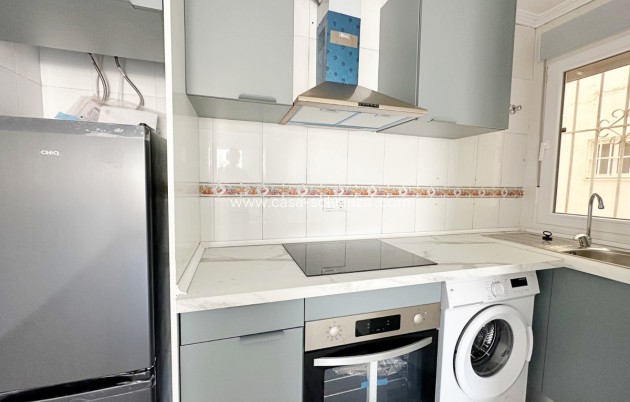 Wiederverkauf - Wohnung - Torrevieja - Torrevieja Centro