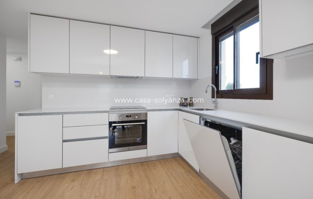 Resale - Apartment / flat - Orihuela - Villamartin