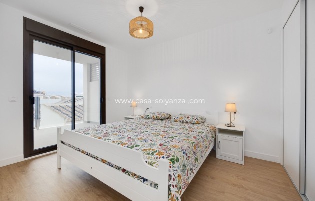 Resale - Apartment / flat - Orihuela - Villamartin