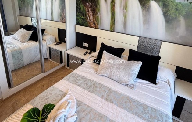 Resale - Apartment / flat - Torrevieja - La Mata