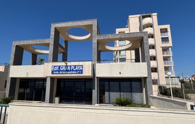 Resale - Apartment / flat - Torrevieja - La Mata