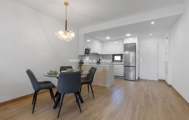 Herverkoop - Appartement / flat - Torrevieja - Torrevieja Centro