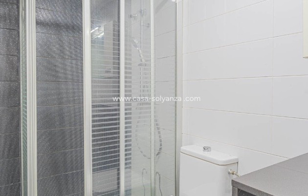 Resale - Apartment / flat - Torrevieja - Torrevieja Centro