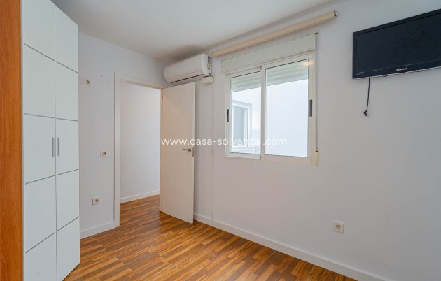 Resale - Apartment / flat - Torrevieja - Torrevieja Centro