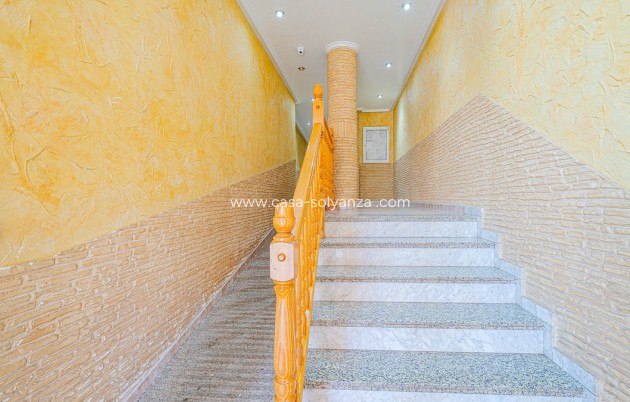 Resale - Apartment / flat - Torrevieja - Torrevieja Centro