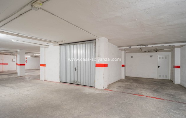 Resale - Apartment / flat - Torrevieja - Torrevieja Centro