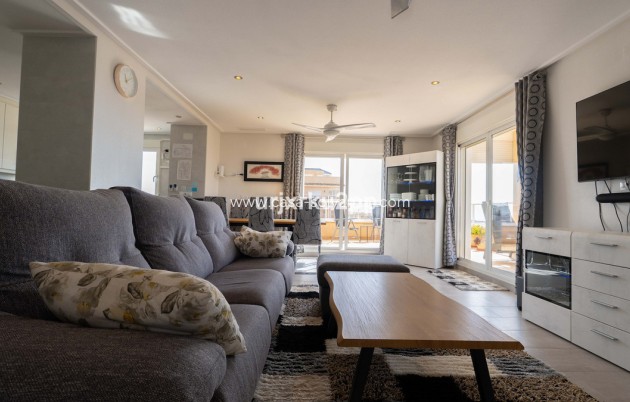Resale - Apartment / flat - Orihuela - Villamartin