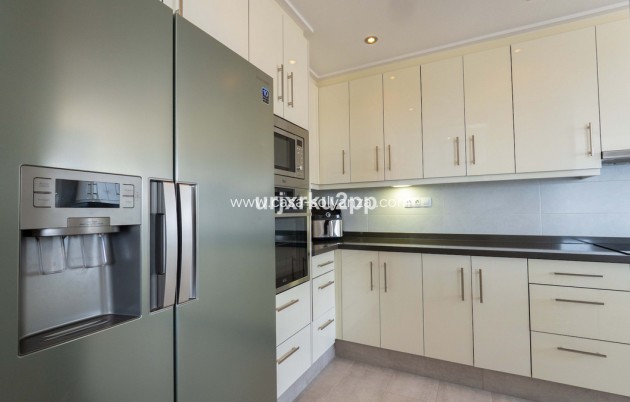 Resale - Apartment / flat - Orihuela - Villamartin