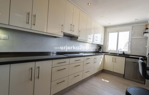 Resale - Apartment / flat - Orihuela - Villamartin