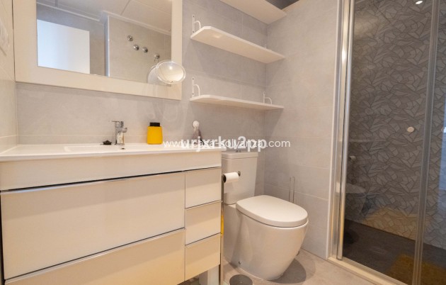 Resale - Apartment / flat - Orihuela - Villamartin