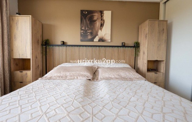Resale - Apartment / flat - Orihuela - Villamartin