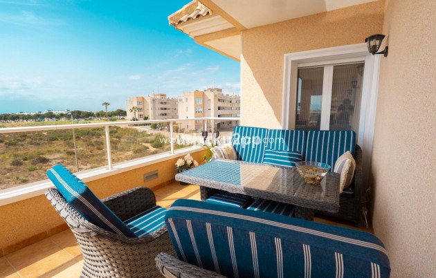 Resale - Apartment / flat - Orihuela - Villamartin