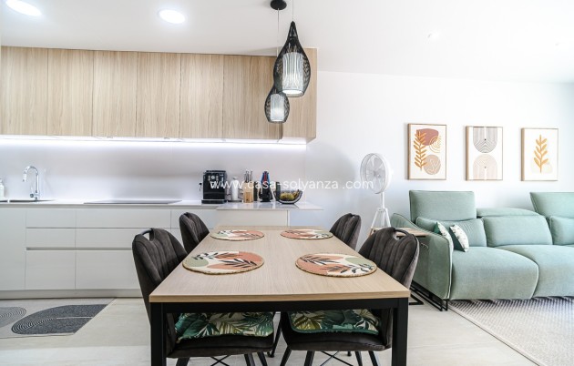 Reventa - Apartamento / piso - Torrevieja - Torrevieja Centro
