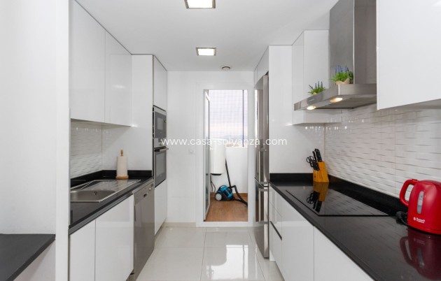 Resale - Apartment / flat - Orihuela - Punta Prima