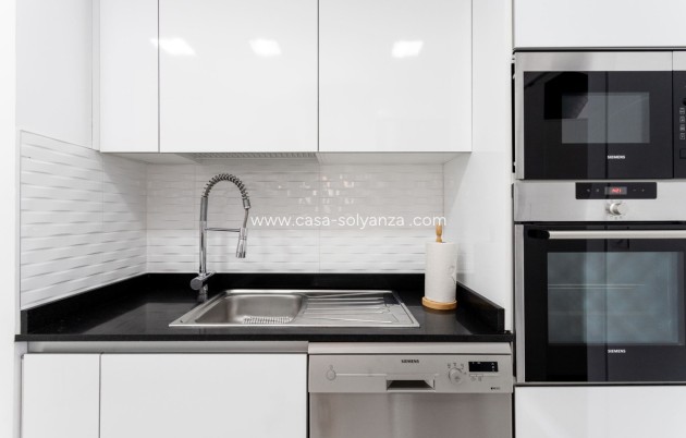 Resale - Apartment / flat - Orihuela - Punta Prima
