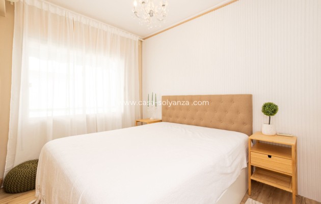 Resale - Apartment / flat - Pilar de la Horadada - Torre de Horadada
