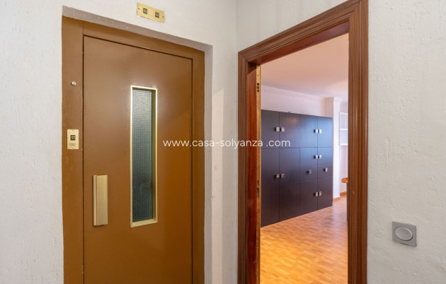 Resale - Apartment / flat - Torrevieja - La Mata