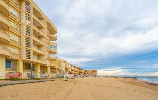 Resale - Apartment / flat - Torrevieja - La Mata
