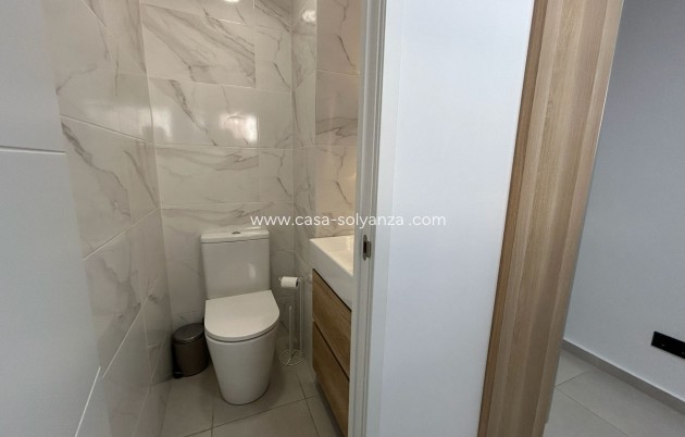 Revente - Appartement - Torrevieja - Torrevieja Centro