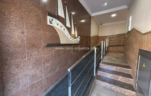 Revente - Appartement - Torrevieja - Torrevieja Centro