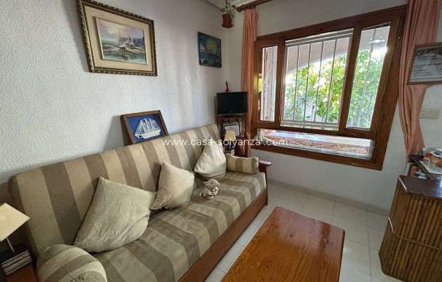 Resale - Townhouse - Torrevieja - Torrevieja Centro